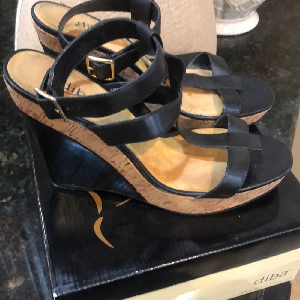 Sandals - Picture 3 of 3